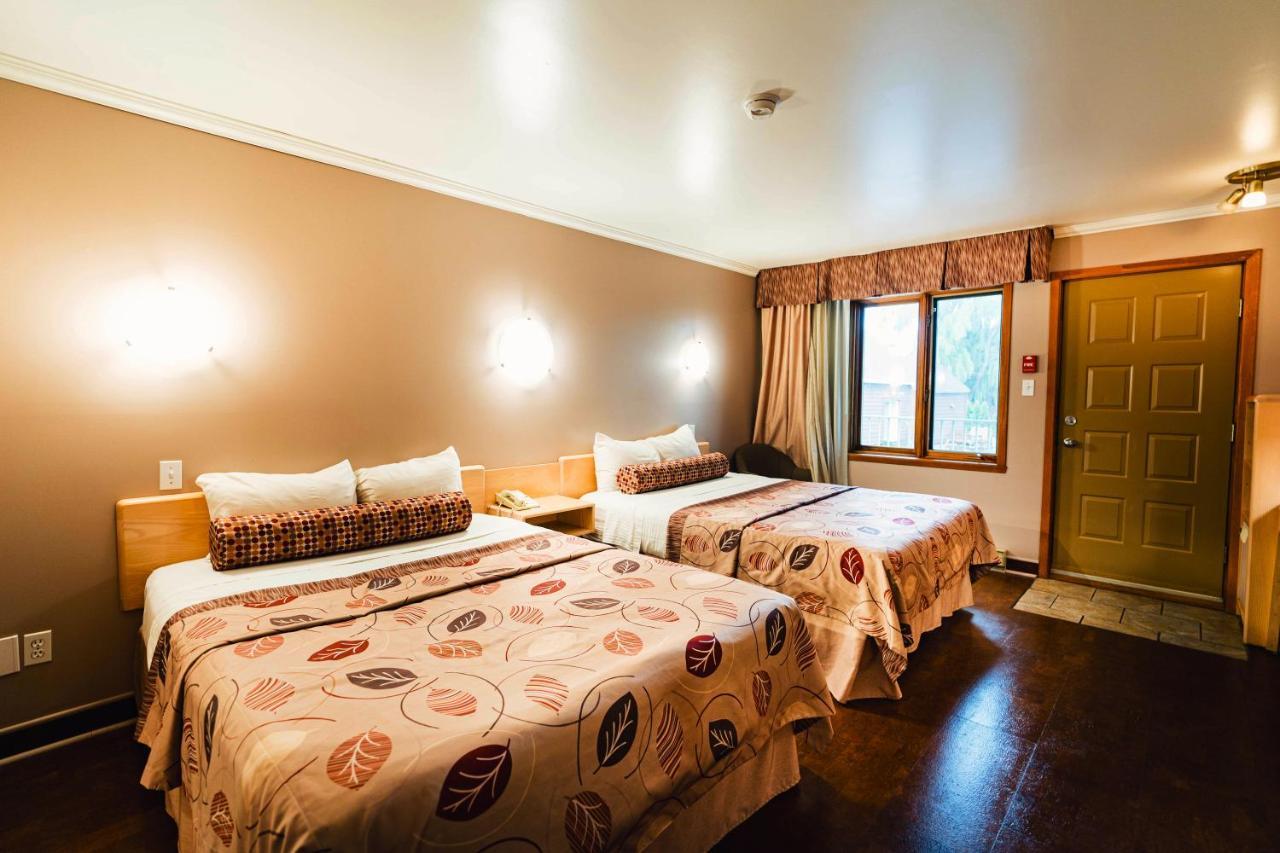 Auberge Harris Saint-Jean-sur-Richelieu Buitenkant foto